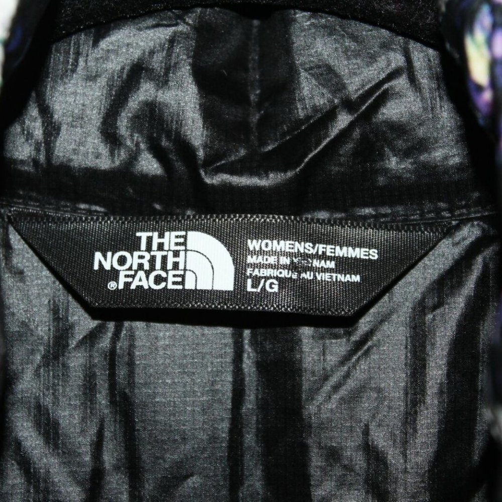 TNF Women's Thermoball Vest Puffer Floral Crystal - Picture 6 of 11
